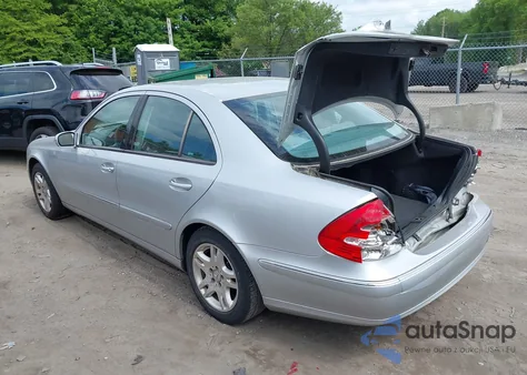 2004 Mercedes-Benz E 320 from USA, damaged, VIN WDBUF65J04A562113